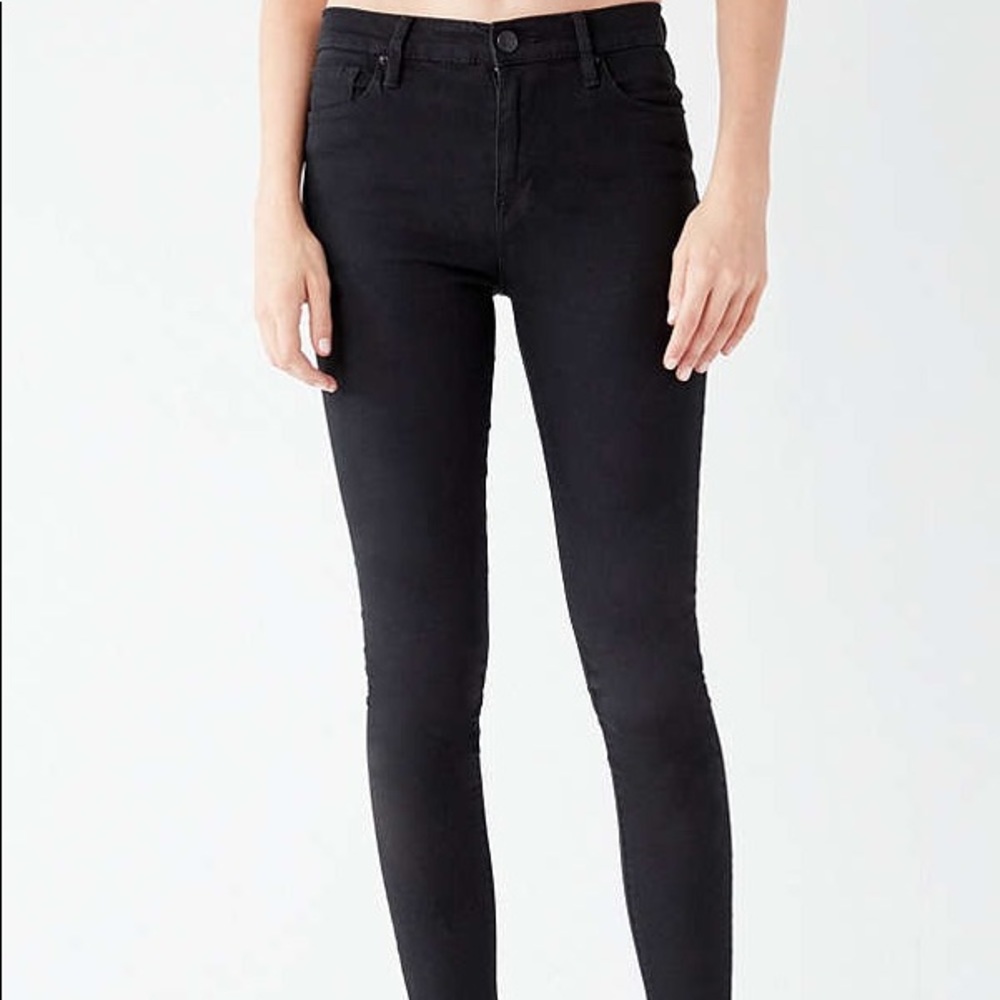 BDG HIGH RISE BLACK SKINNY JEANS